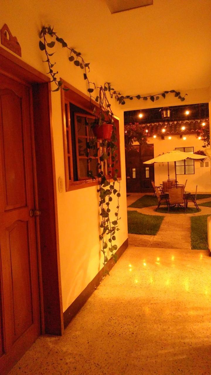 Ixkanul Antigua Hotel 外观 照片
