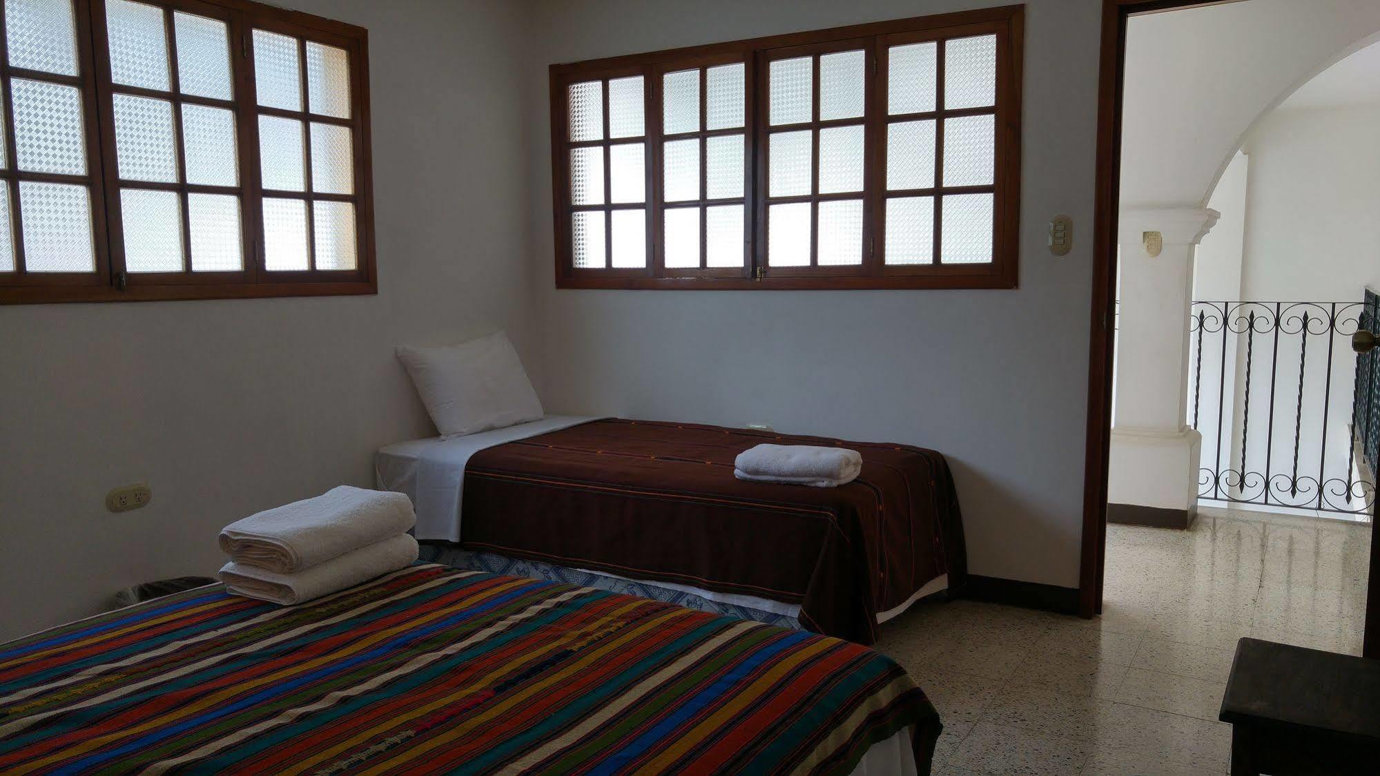 Ixkanul Antigua Hotel 外观 照片