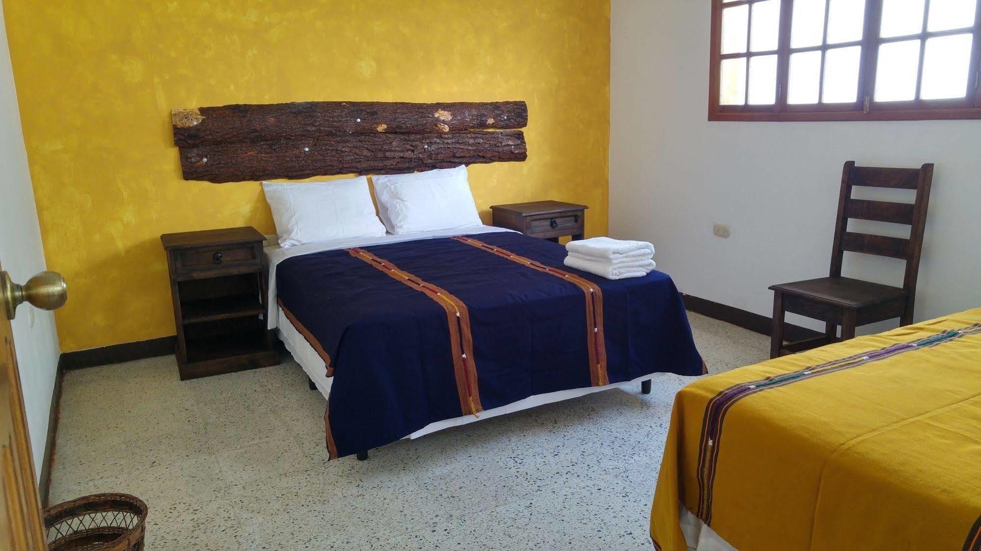 Ixkanul Antigua Hotel 外观 照片