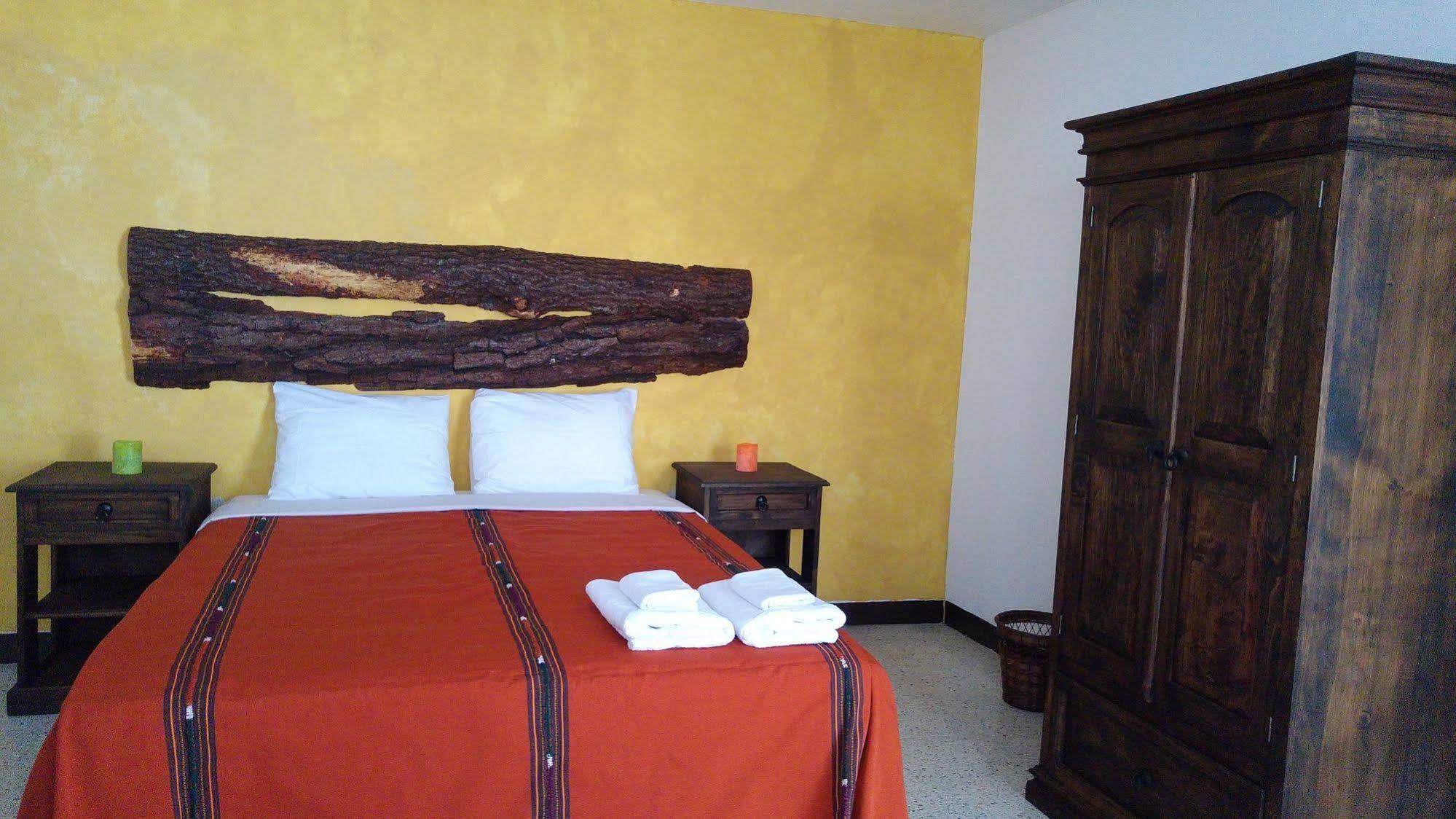 Ixkanul Antigua Hotel 外观 照片