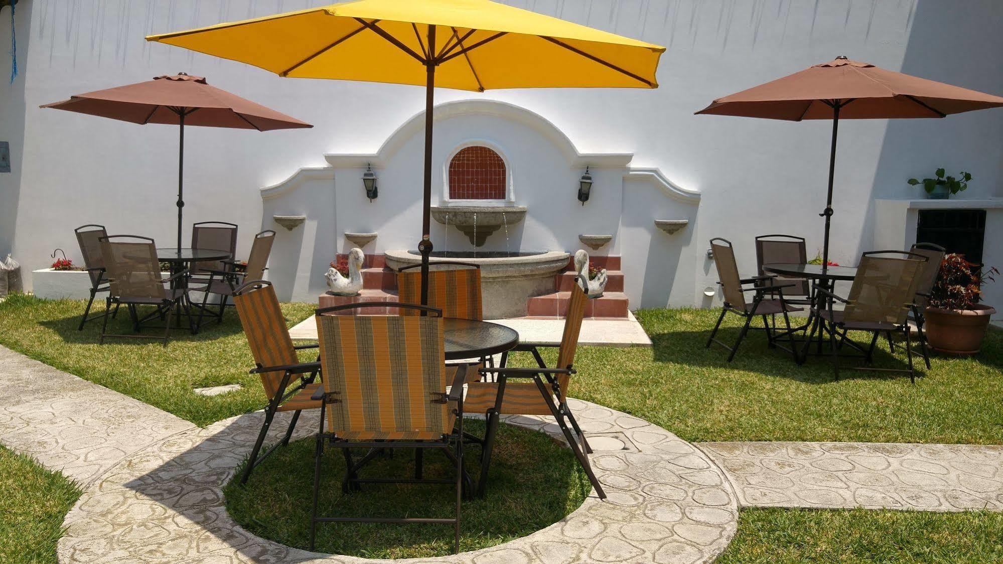 Ixkanul Antigua Hotel 外观 照片